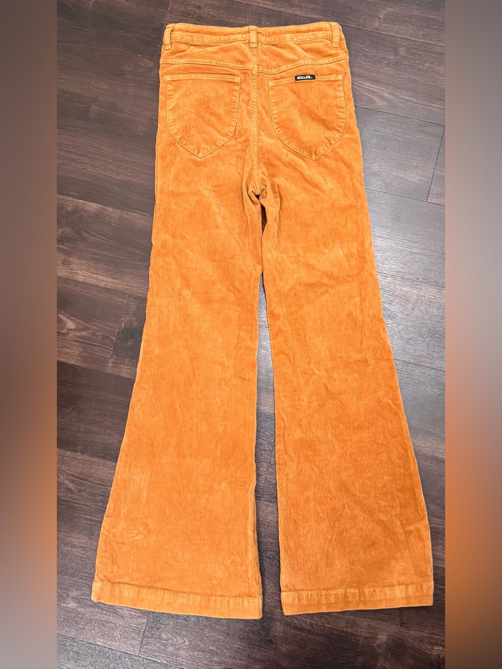 ROLLA'S Eastcoast High-Rise Flare Corduroy Pants in Camel - Picture 4 of 8